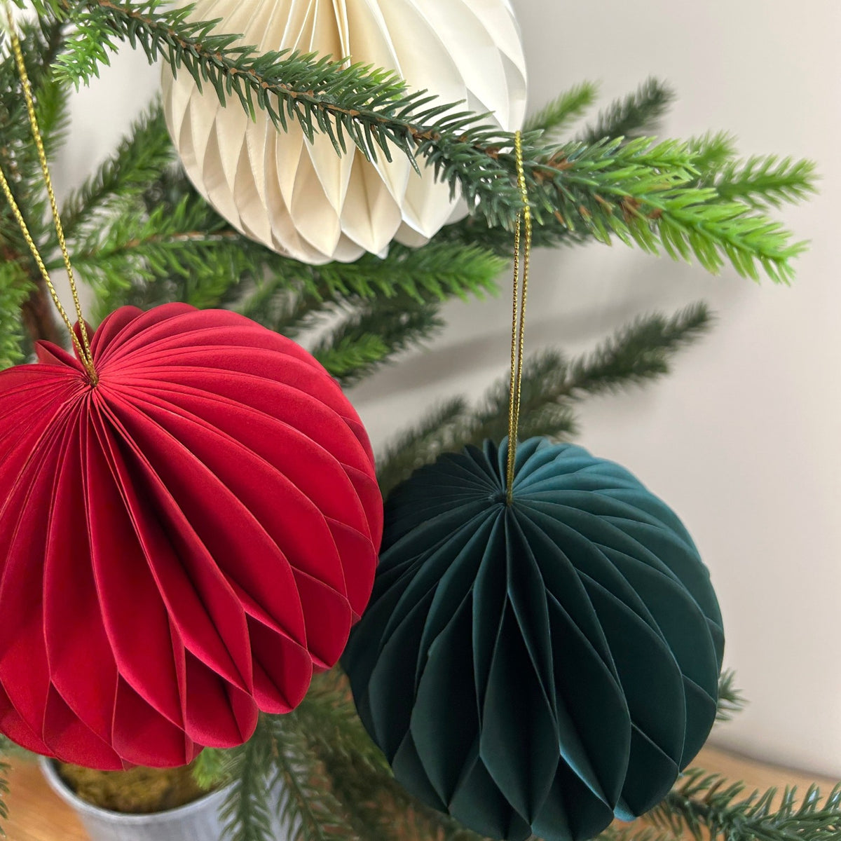 Round Paper Christmas Ornaments | Eco-Friendly Holiday Decor | Ball
